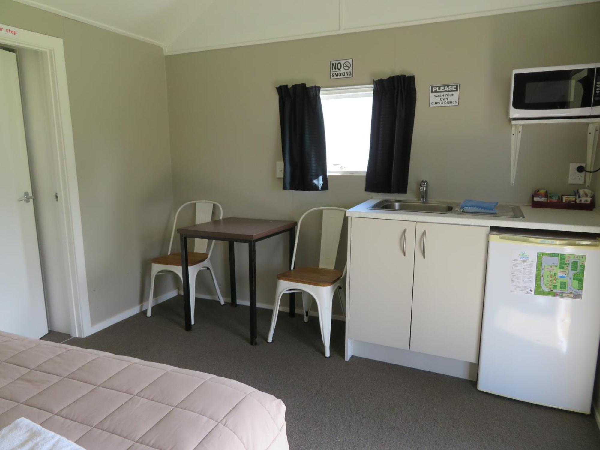 Whanganui Seaside Holiday Park Hotel Стая снимка