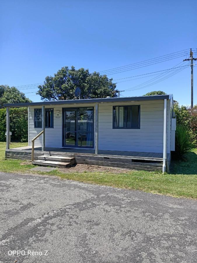 Whanganui Seaside Holiday Park Hotel Екстериор снимка