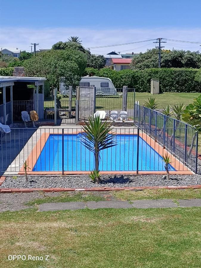 Whanganui Seaside Holiday Park Hotel Екстериор снимка